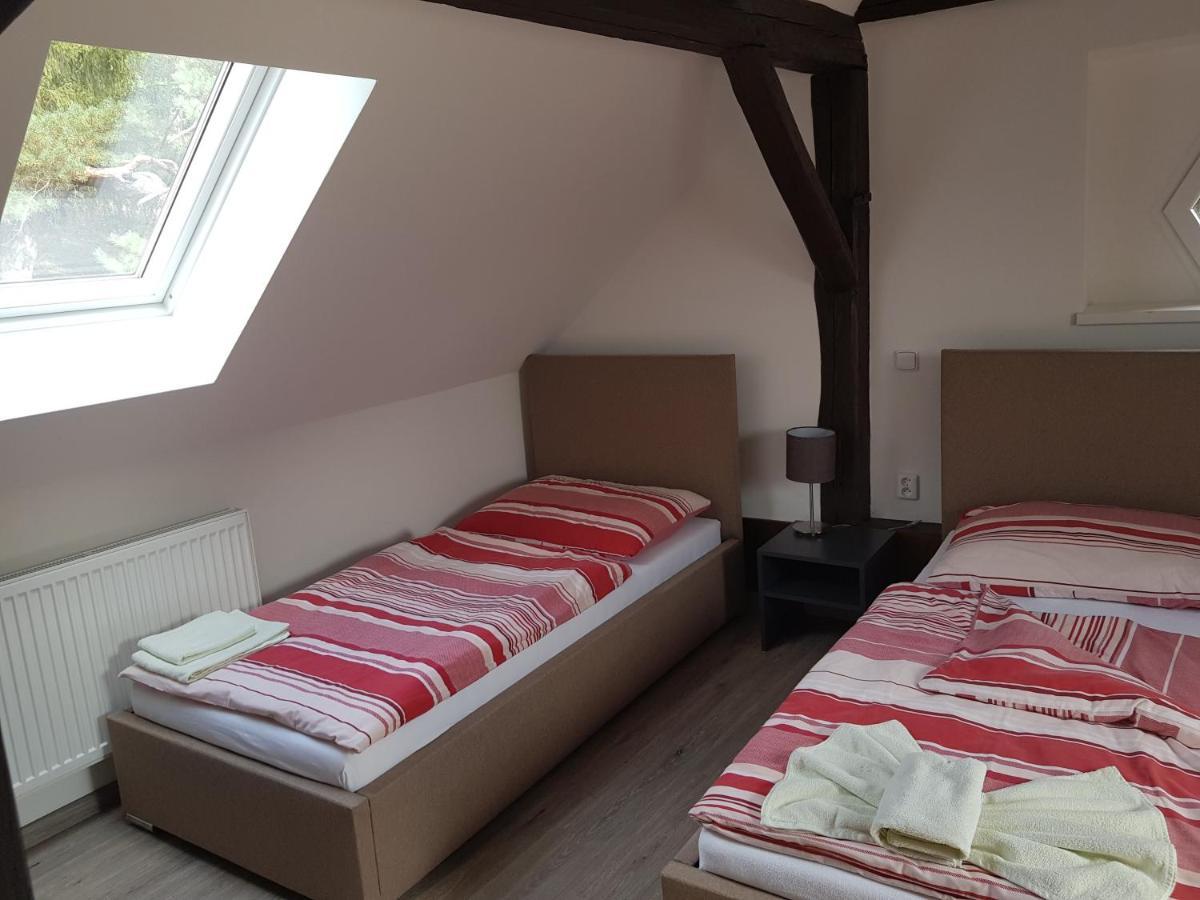 Apartmany Pod Klasterem Kladruby  Luaran gambar