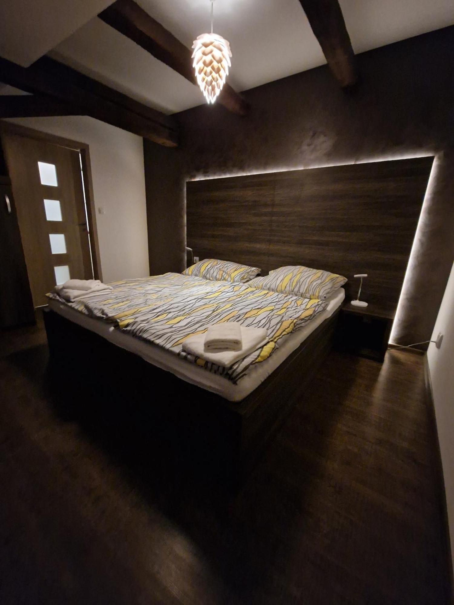 Apartmany Pod Klasterem Kladruby  Luaran gambar