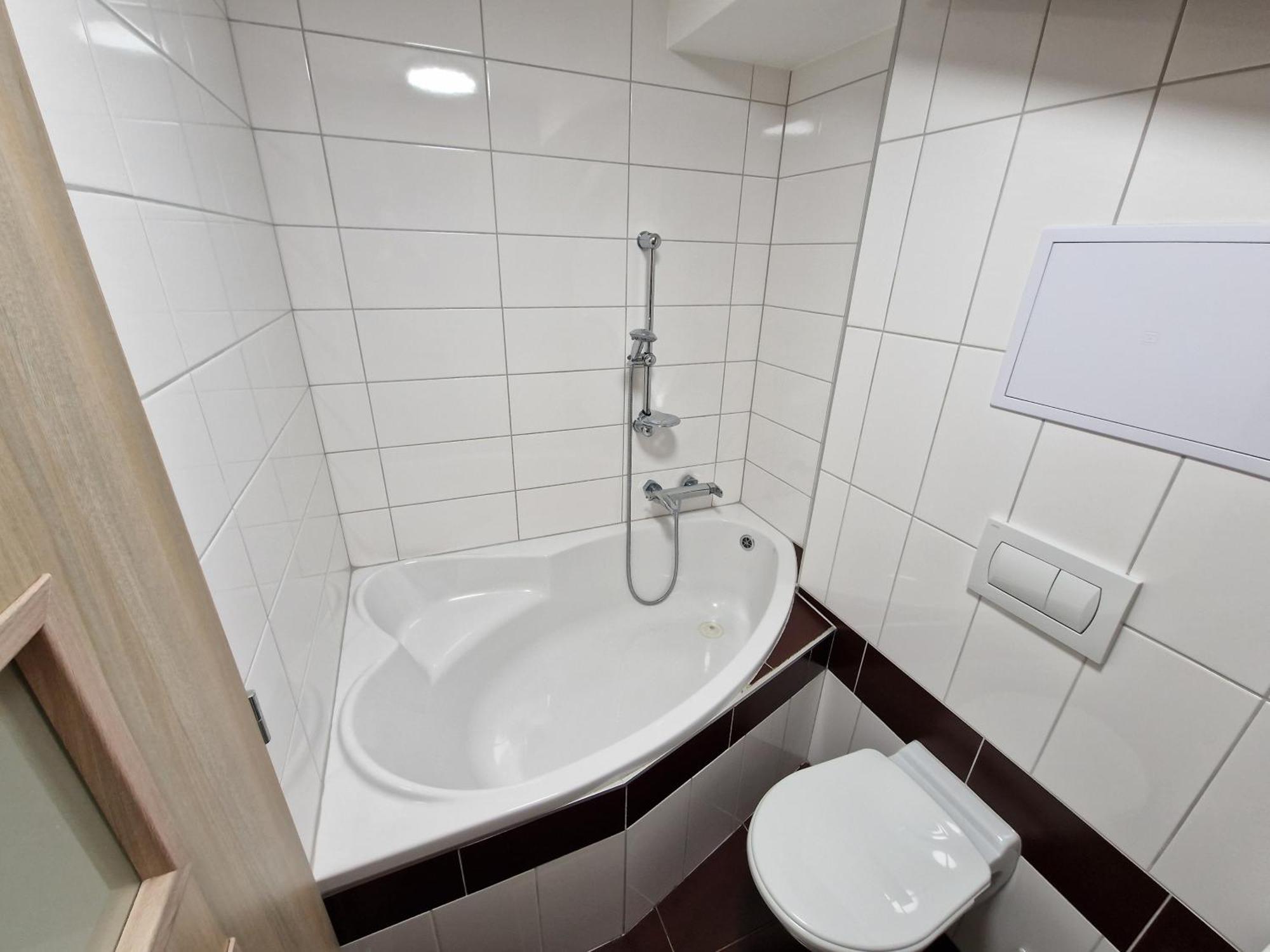 Apartmany Pod Klasterem Kladruby  Luaran gambar