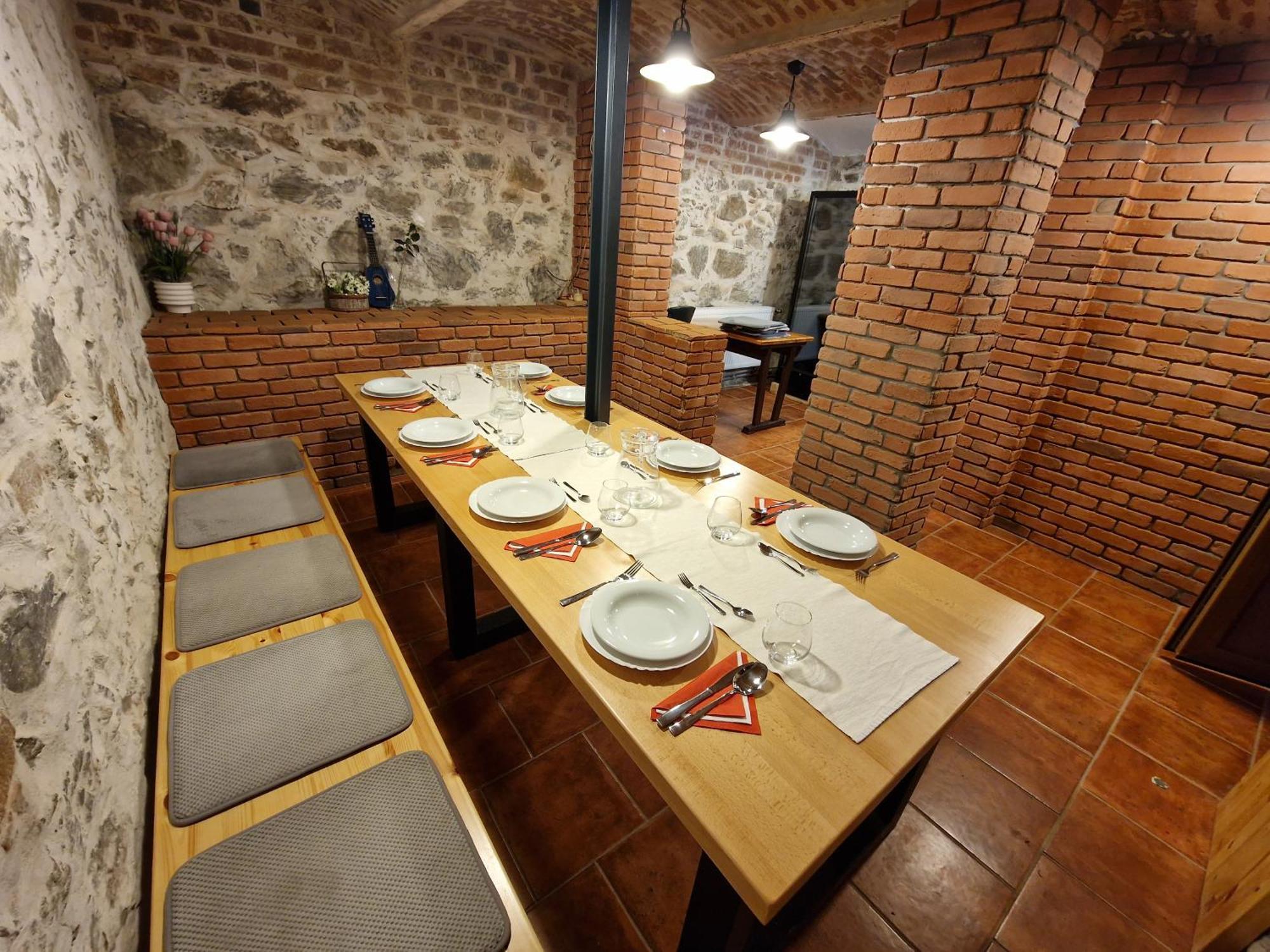 Apartmany Pod Klasterem Kladruby  Luaran gambar