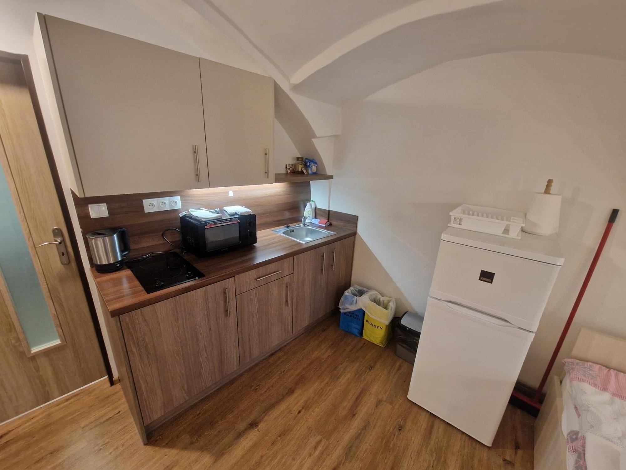 Apartmany Pod Klasterem Kladruby  Luaran gambar