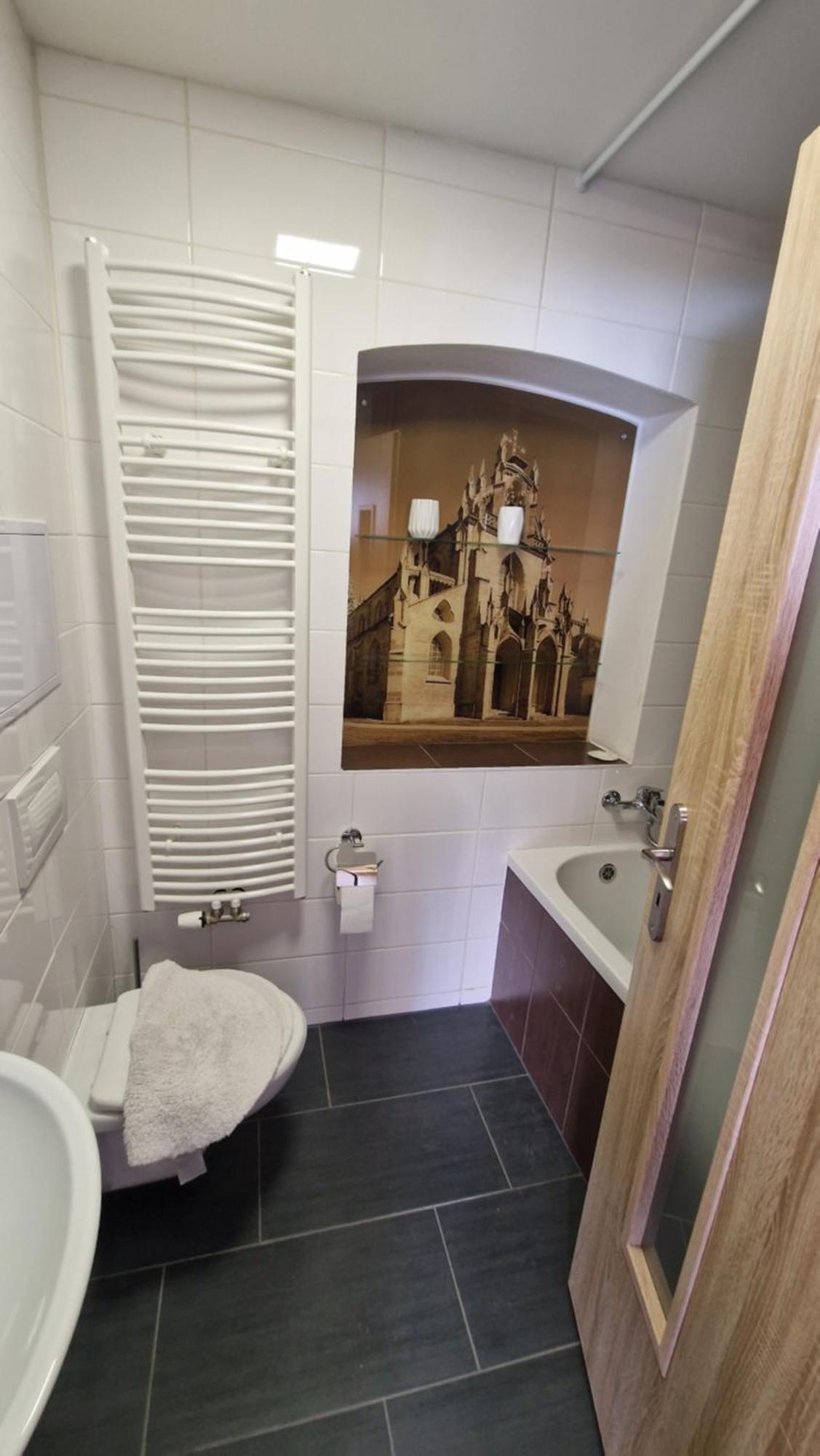 Apartmany Pod Klasterem Kladruby  Luaran gambar